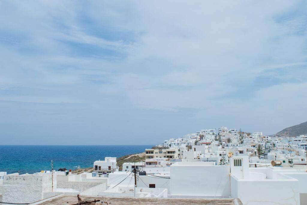 Castlevania- Traditional House In The Castle Naxos City 外观 照片