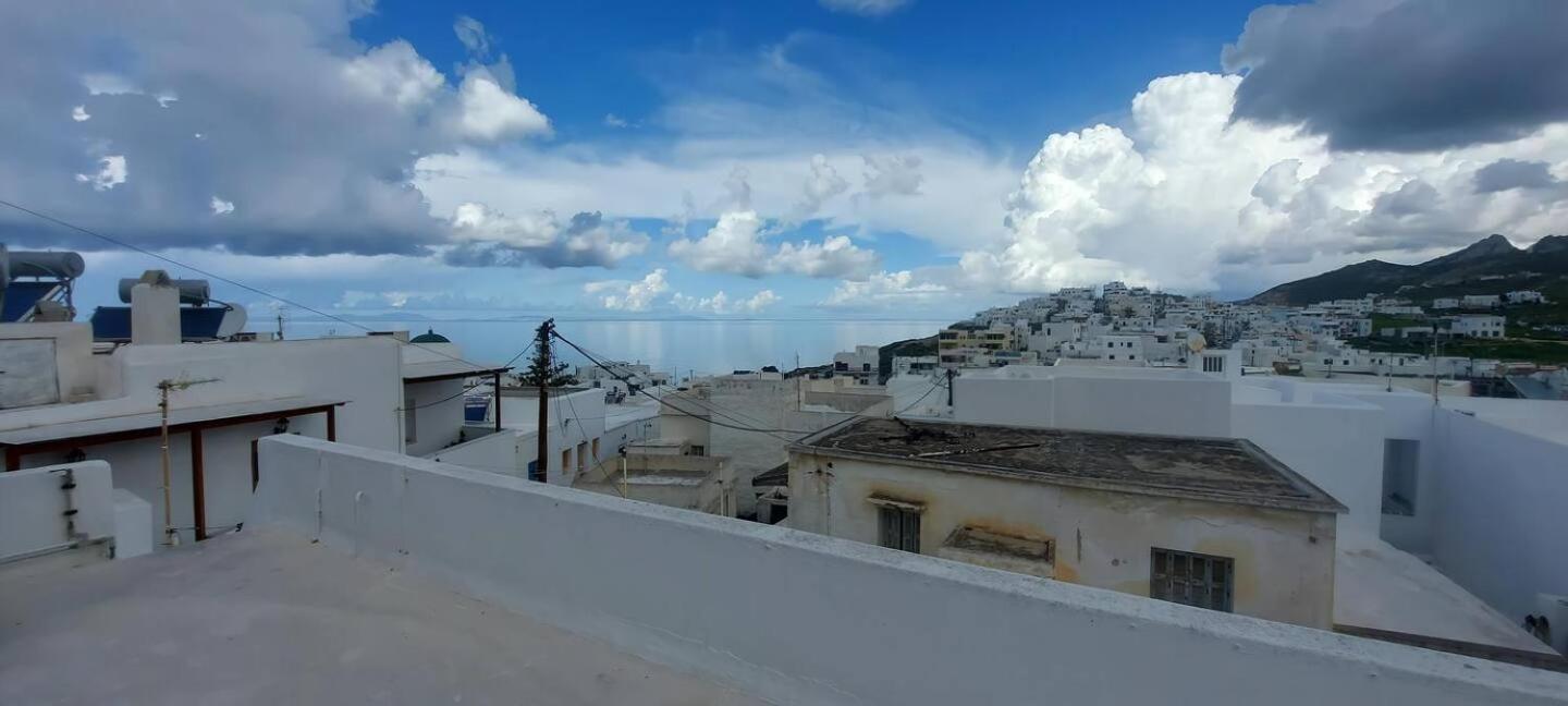 Castlevania- Traditional House In The Castle Naxos City 外观 照片